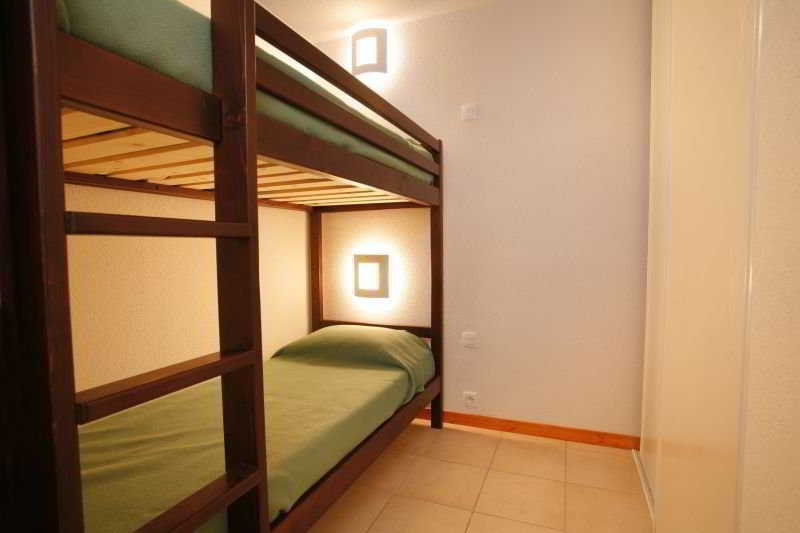 Residence Vtf Les Allees Du Green เลอแวร์นัวส์ ภายนอก รูปภาพ