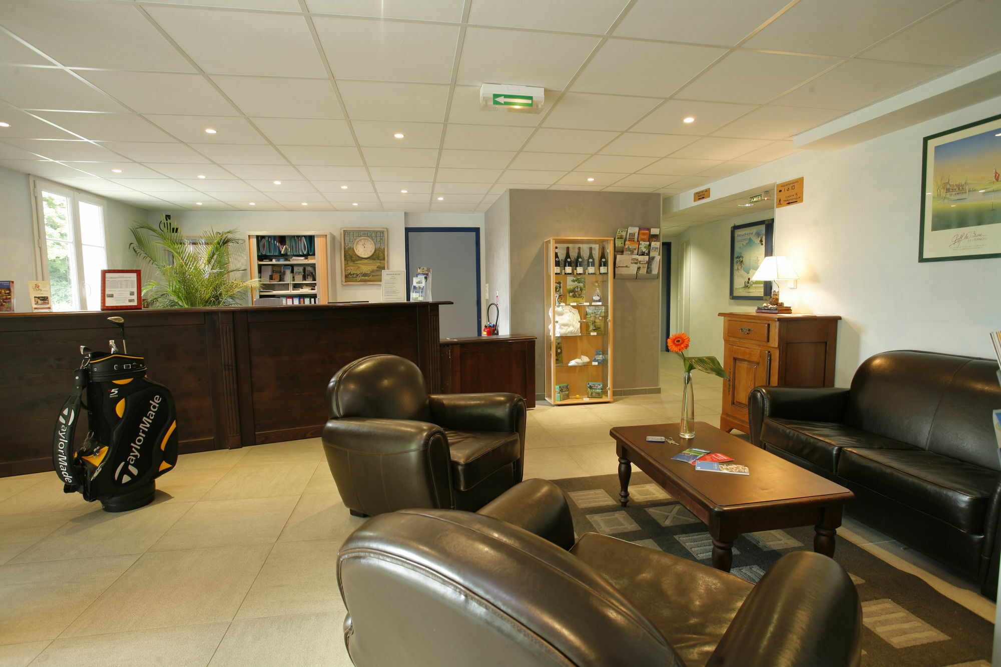 Residence Vtf Les Allees Du Green เลอแวร์นัวส์ ภายนอก รูปภาพ