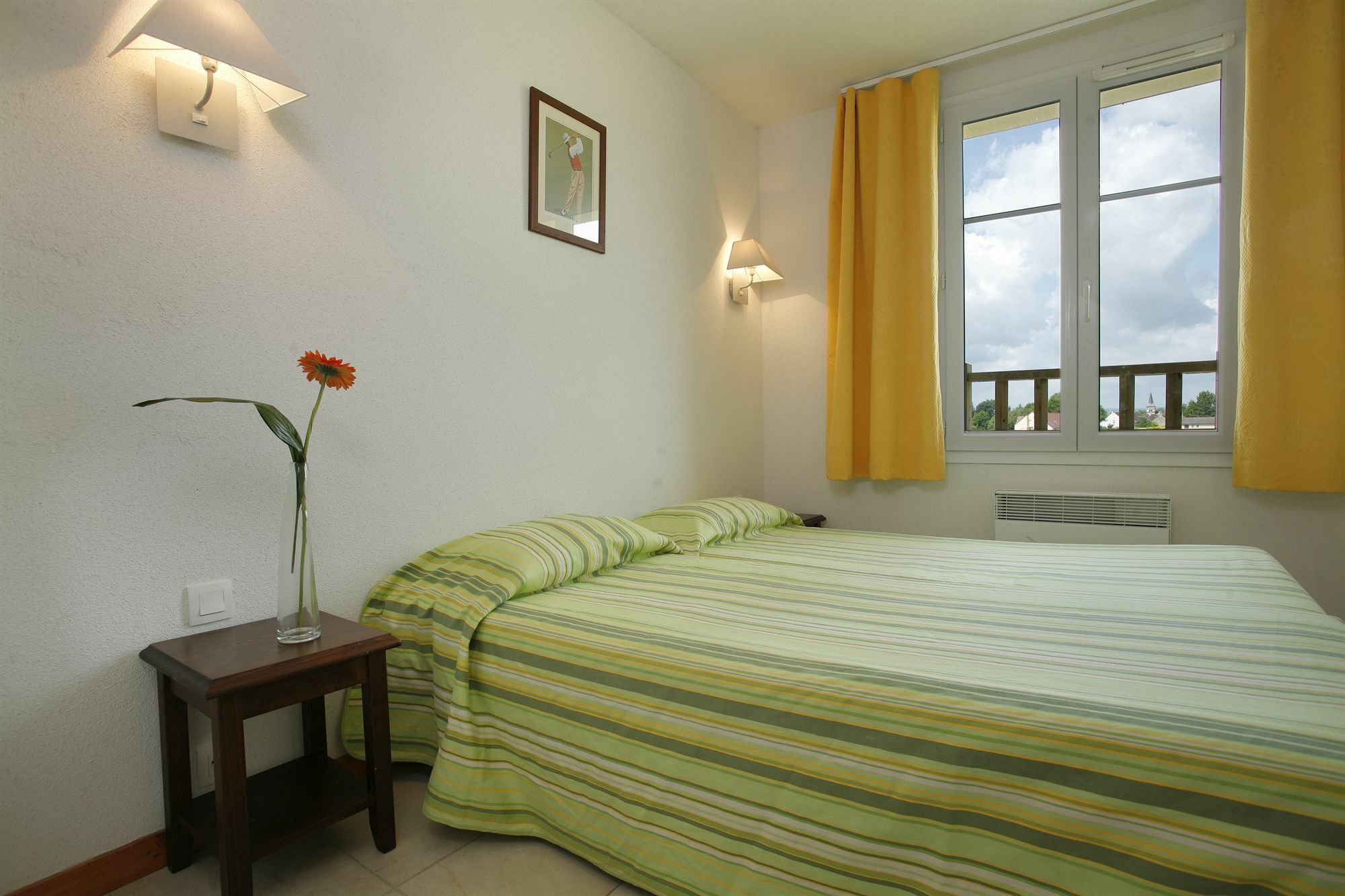 Residence Vtf Les Allees Du Green เลอแวร์นัวส์ ภายนอก รูปภาพ